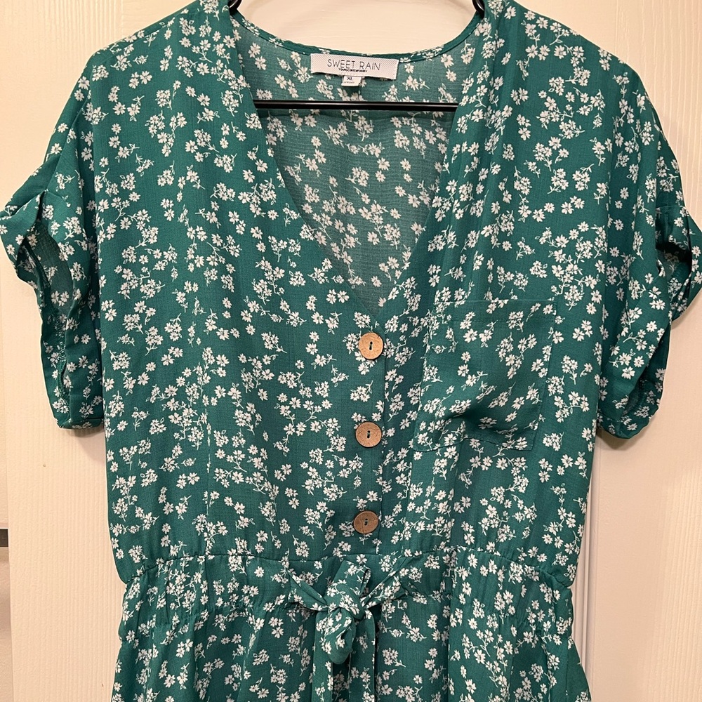 Green Floral Blouse!